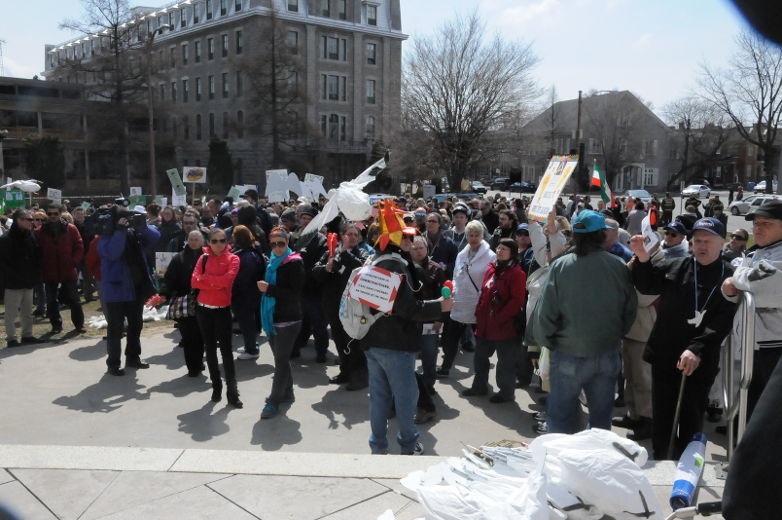 Les organismes communautaires manifestent à Joliette