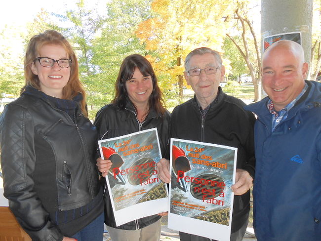 Colombe Lafrenière, Mélanie Bélanger, Jacques Lane (Hébergement d’urgence de Lanaudière) et Sylvain Danault.