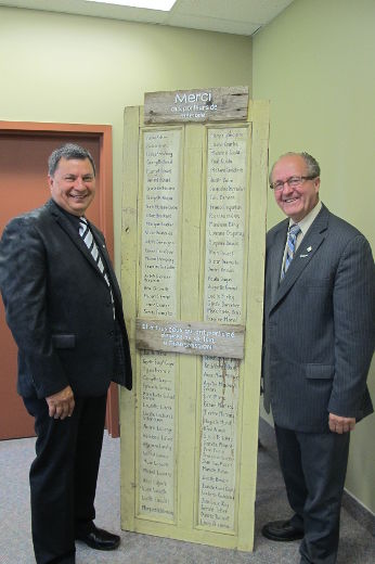 M. Bruno Vadnais, président du comité culturel et maire de Saint-Cuthbert ainsi que M. Gaétan Gravel, préfet de la MRC et maire de Ville Saint-Gabriel.