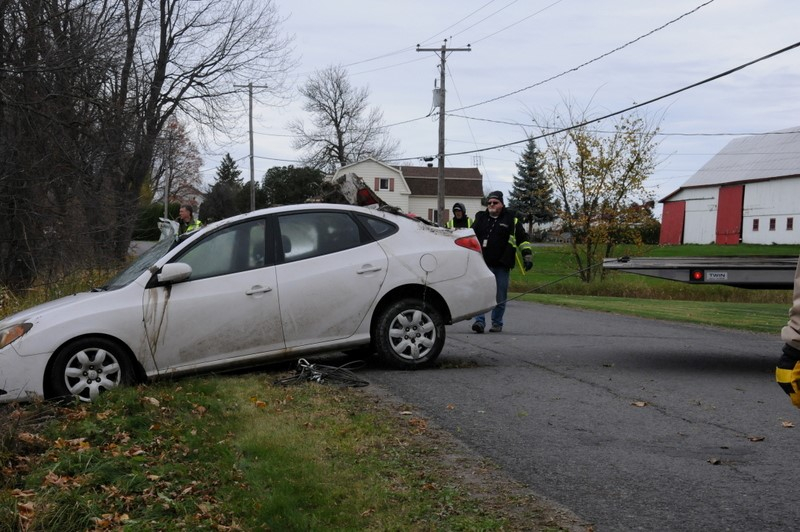 Une automobile a sombré dans l'eau à St-Ignace-de-Loyola
