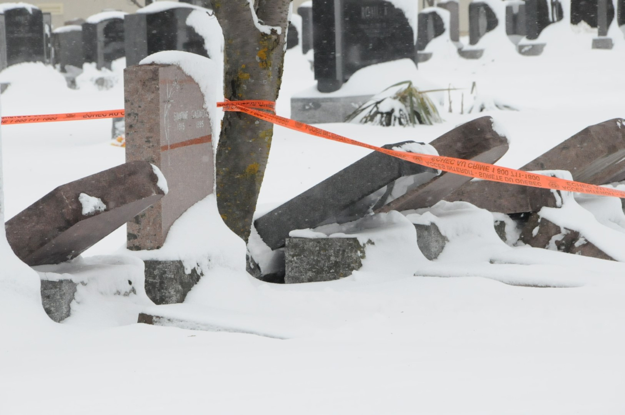 Vandalisme au cimetière de Joliette