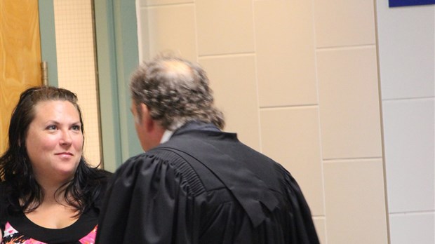 Sonia Boivin en compagnie de son avocat, Me Johnny Bianchi.