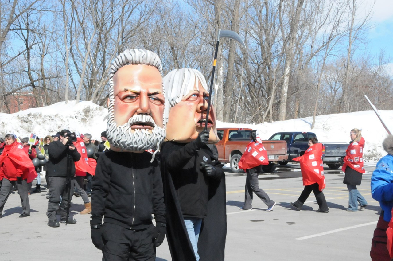 Le secteur public manifeste à Joliette