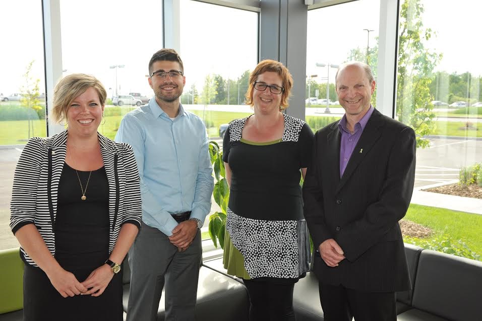 Le jury était composé d'Andréanne Blais de la Caisse Desjardins Pierre-Le Gardeur, Étienne Baillargeon, administrateur au CREVALE, Ann-Marie Picard, directrice générale du CREVALE et Pierre Buisson d’Emploi-Québec et également membre du conseil d’administration du CREVALE. (absent de la photo Guy Sauvageau de la Commission scolaire des Affluents).