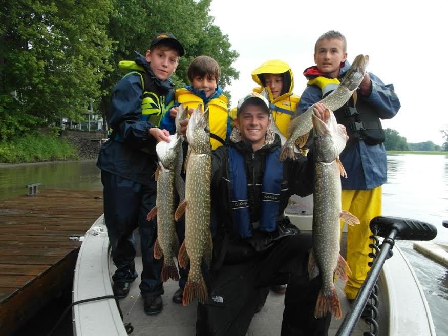 Des pêcheurs en herbe à l’action