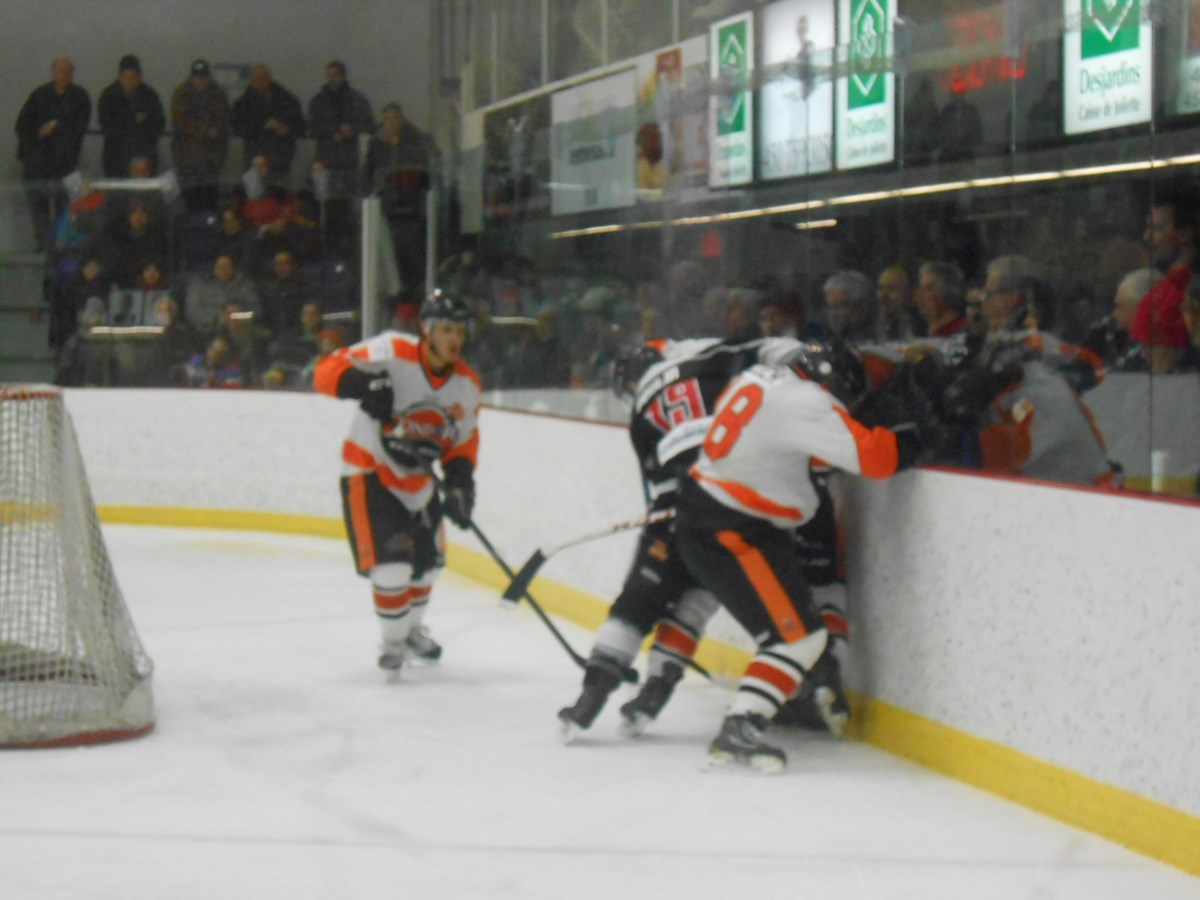 Les Sportifs perdent un marathon offensif
