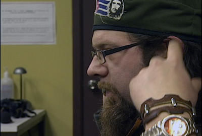 René entend des voix depuis environ deux ans et a la facheuse habitude de voir des complots un peu partout. Trois-Rivières le 5 mars 2012. NICOLAS DUCHARME/L'ÉCHO DE TROIS-RIVIÈRES/AGENCE QMI