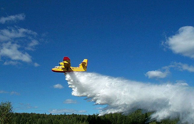 La Société de protection des forêts contre le feu (SOPFEU) combat présentement plusieurs feux de forêt en Haute-Mauricie.
