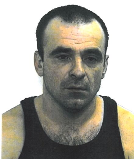 Éric Turmel est suspecté d'avoir commis trois vols qualifiés à Trois-Rivières depuis mardi matin.