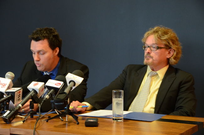 Steve Dubé (à gauche) occupe toujours le poste de directeur général de la Corporation de l’Amphithéâtre alors qu’Alain Lamarre est allé relever de nouveaux défis dans la métropole. 