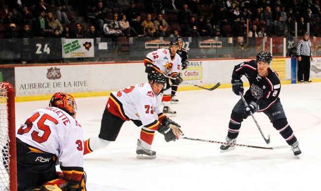 Le Viking sait s’imposer devant le filet adverse.