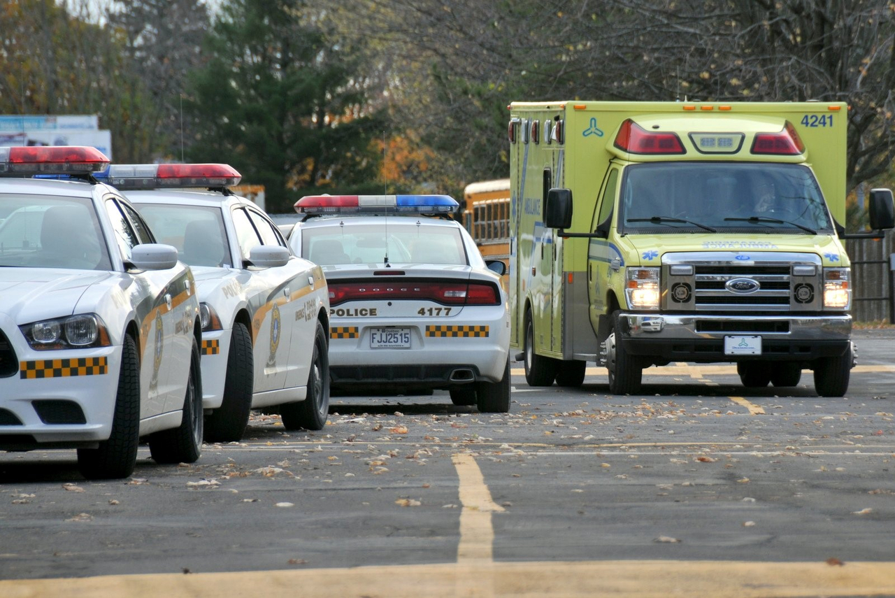Intervention policière au Collège Saint-Bernard de Drummondville