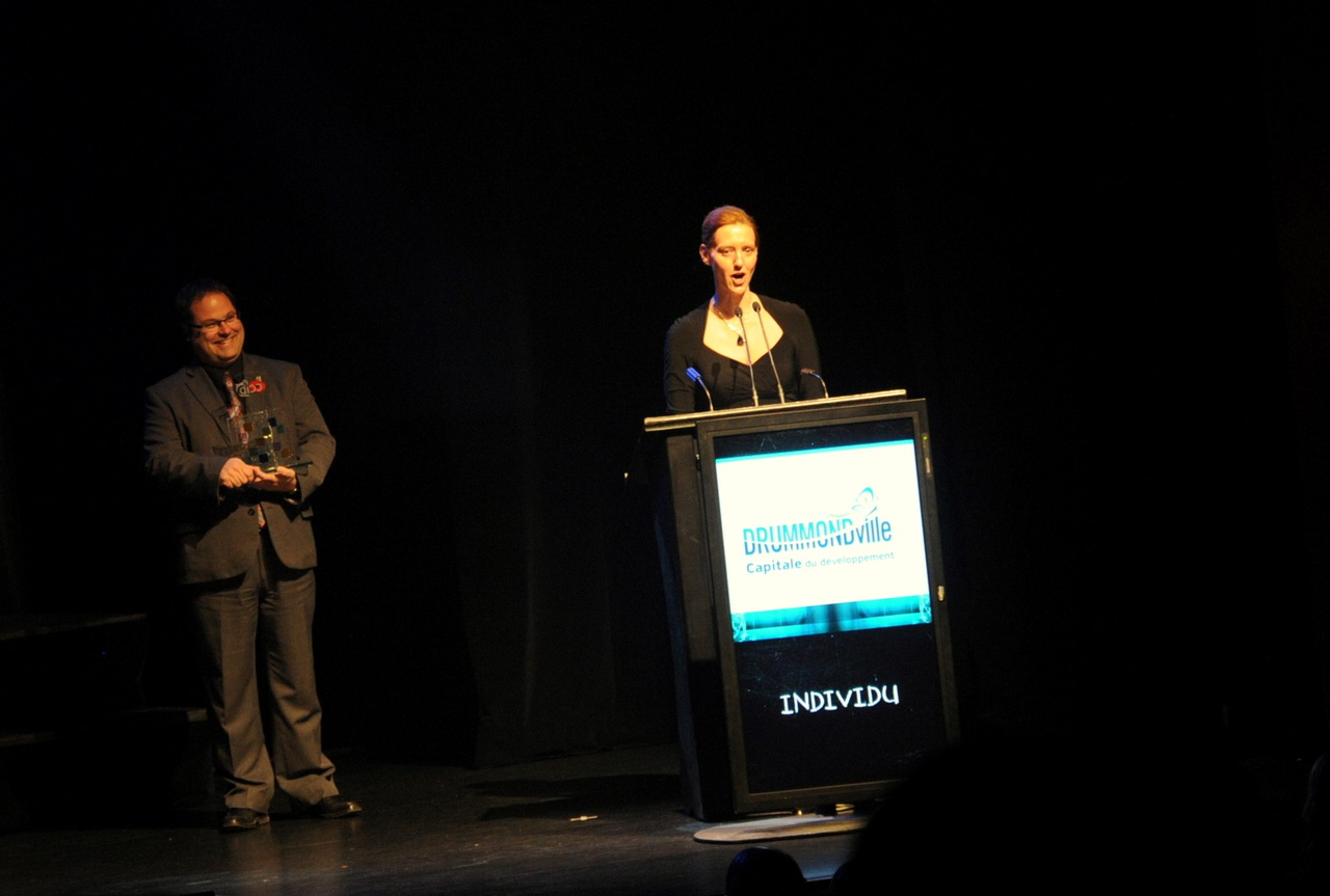 Dre Caroline Tanguay, prix ambassadeur.