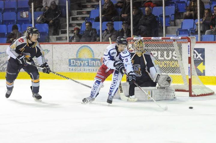 Turbulente victoire de 9 à 0 pour le Blizzard Cloutier Nord-Sud contre l'Isothermic