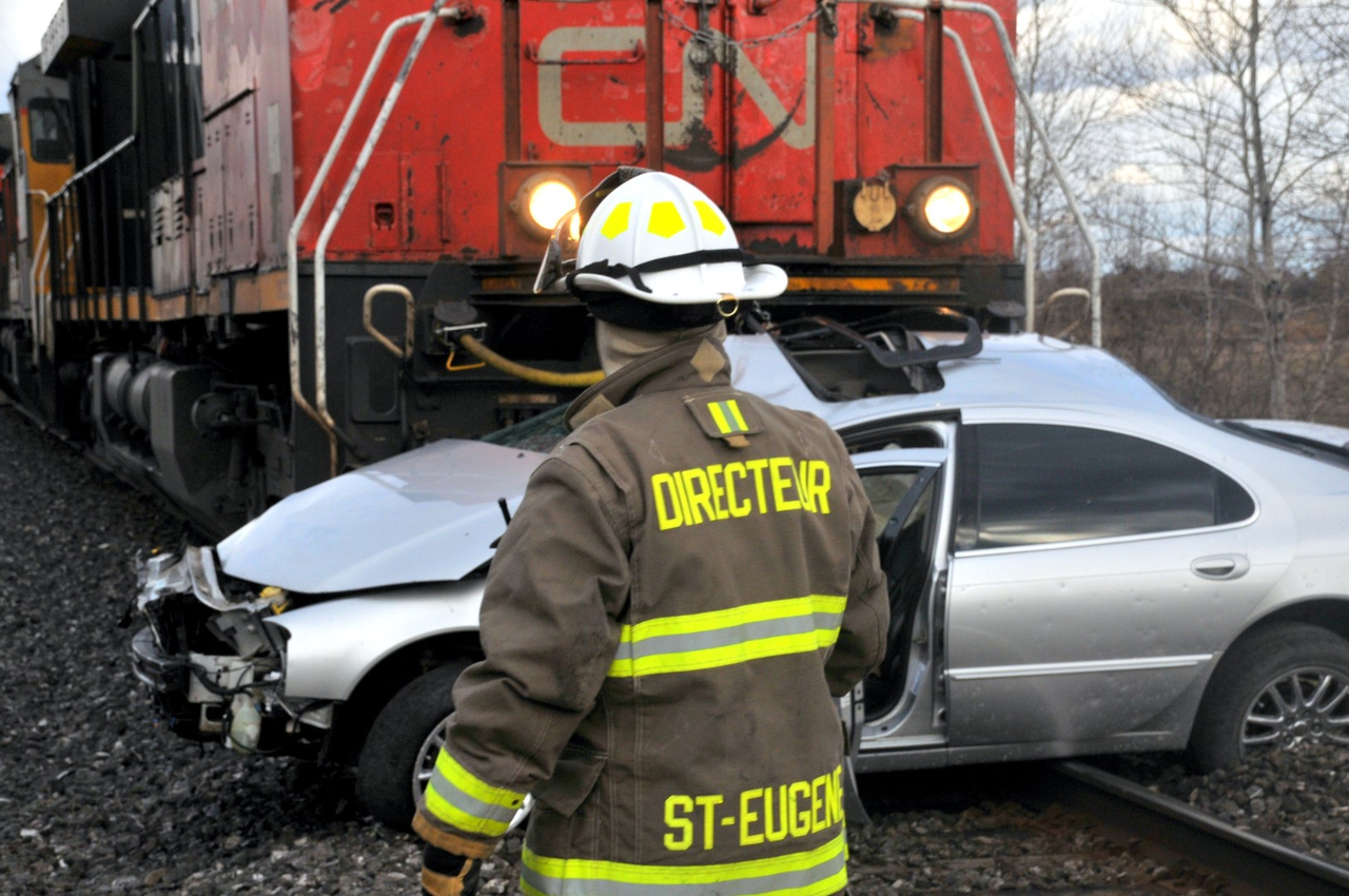 Un train percute une voiture près de Saint-Eugène: Un mort