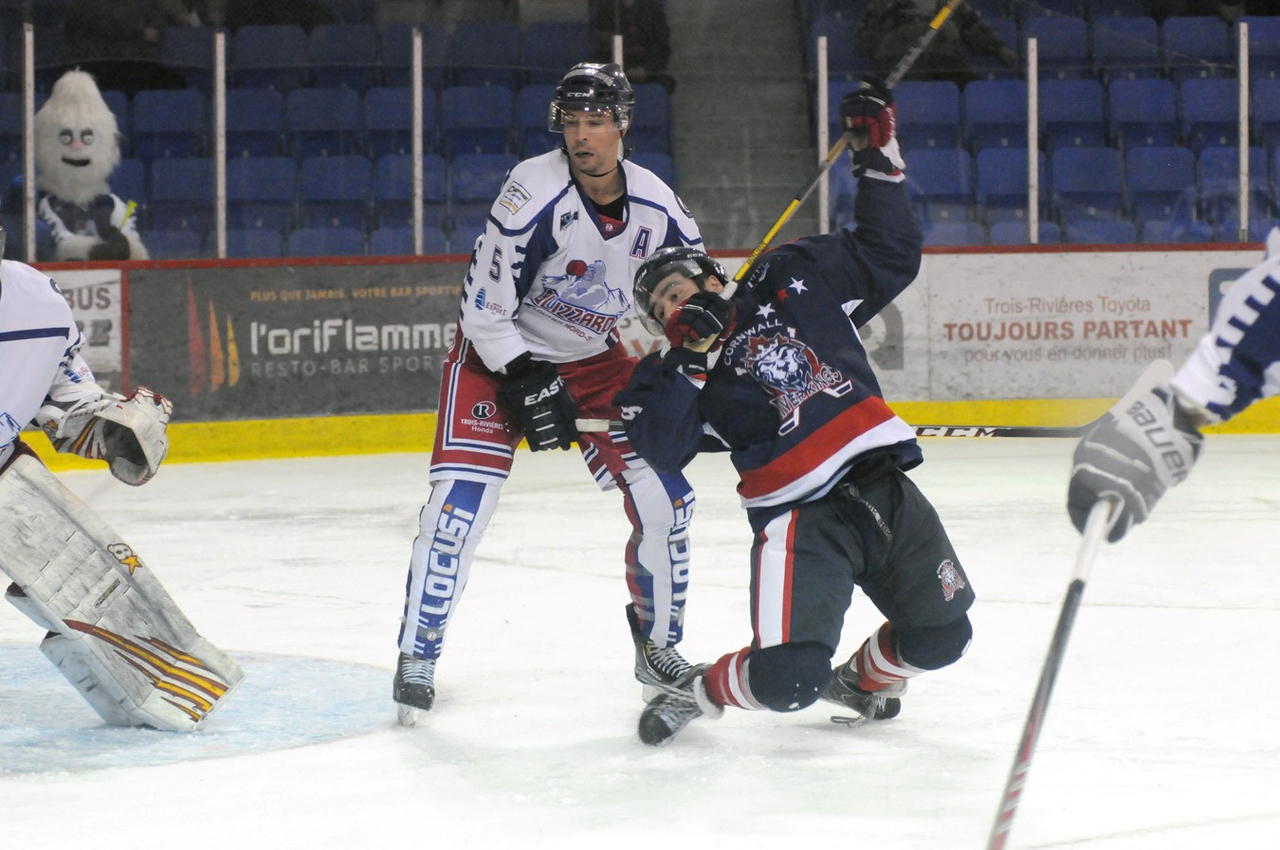 Le Blizzard Cloutier Nord-Sud s'échappe avec une victoire contre Cornwall