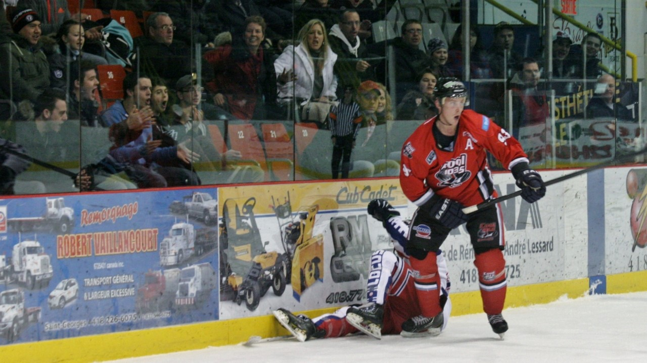 Le Blizzard Cloutier Nord-Sud s'incline 5 à 3