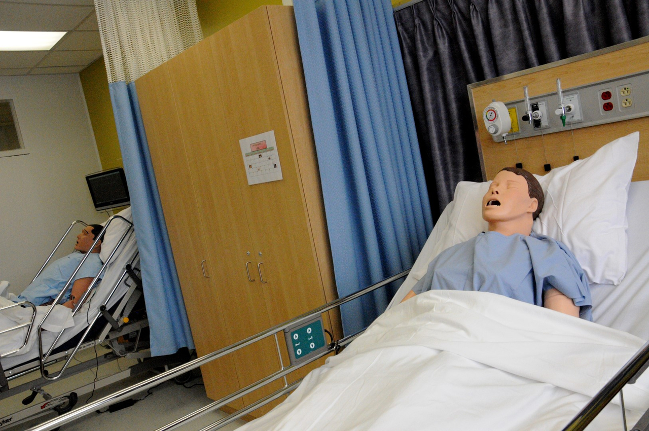 Une salle de simulation dernier cri en Soins infirmiers