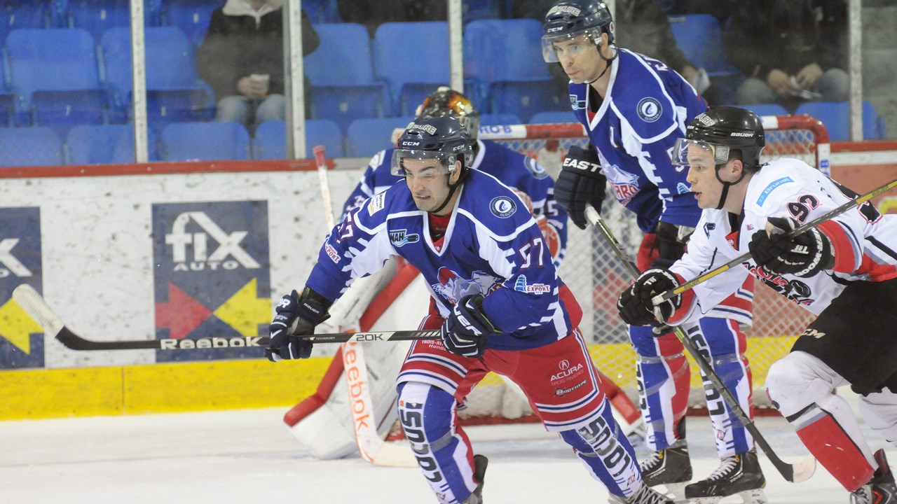 Trois joueurs signent des contrats avec le Blizzard de Trois-Rivières