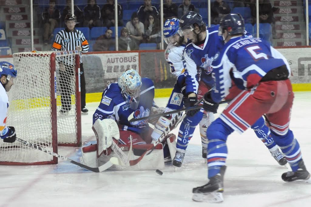 La troisième période sourit au Blizzard qui prend les devants 3-2