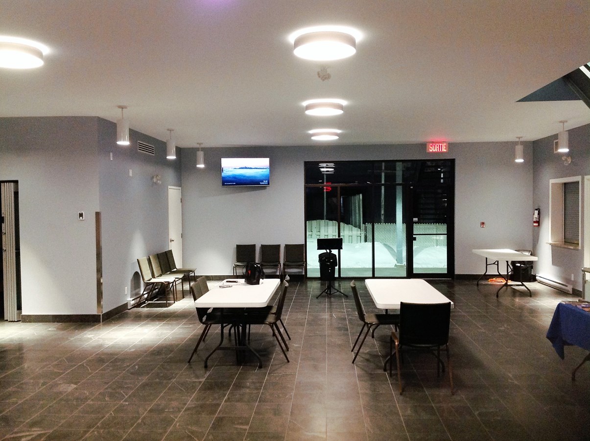 Inauguration du nouveau bâtiment de l'assemblée chrétienne de Cap-de-la-Madeleine