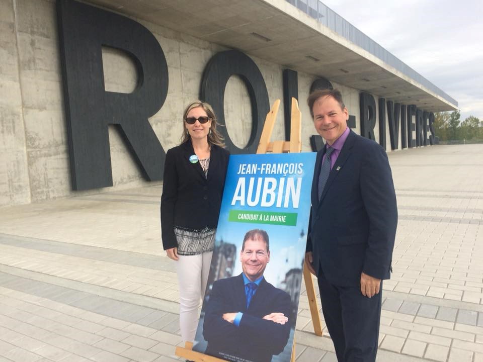 Jean-Francois Aubin avec son agente officielle, Marie-Pierre Leblanc