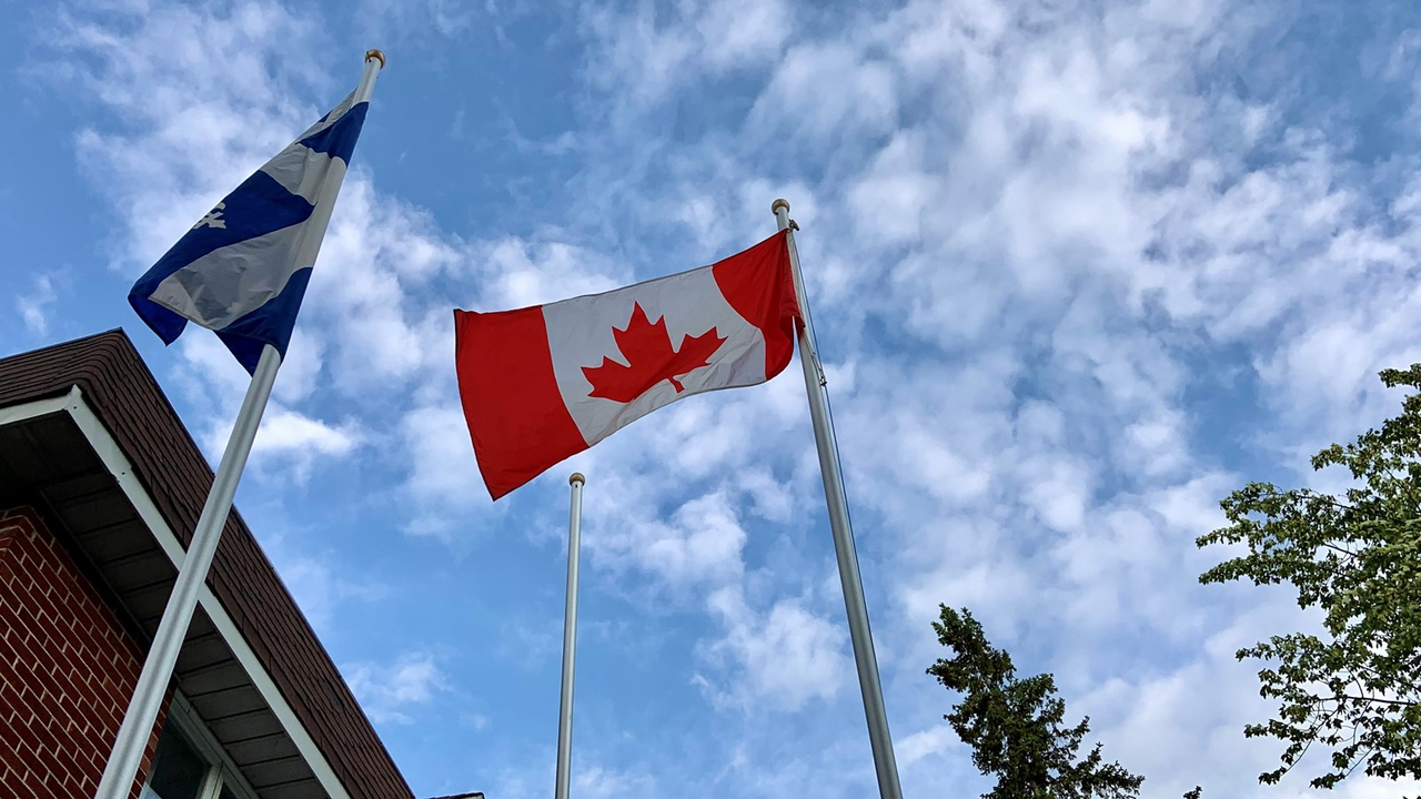 Devrait-on annuler les célébrations de la fête du Canada en soutien aux communautés autochtones ?