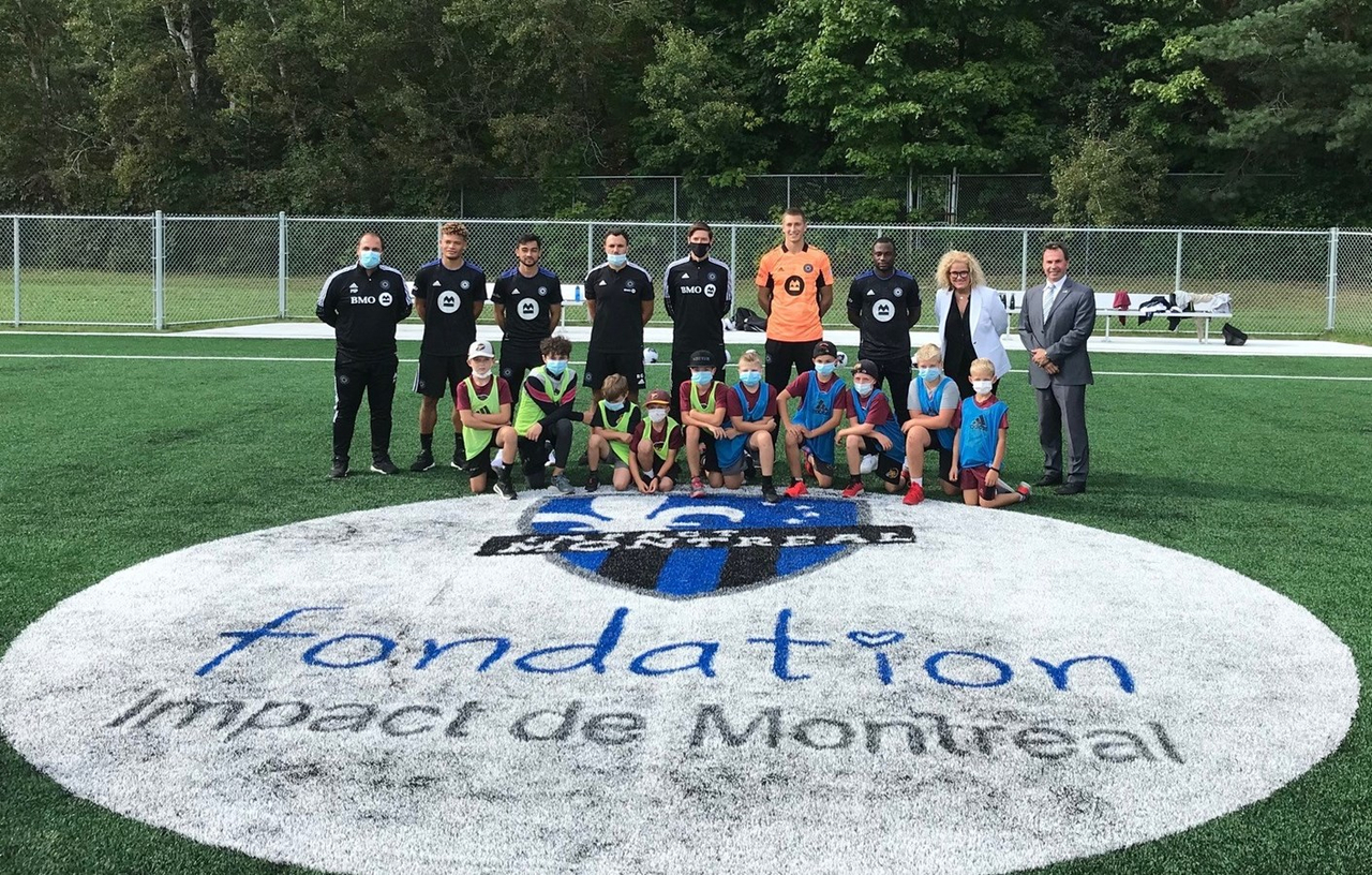 Le nouveau mini-terrain multisports du parc Paul-André Potvin inauguré officiellement