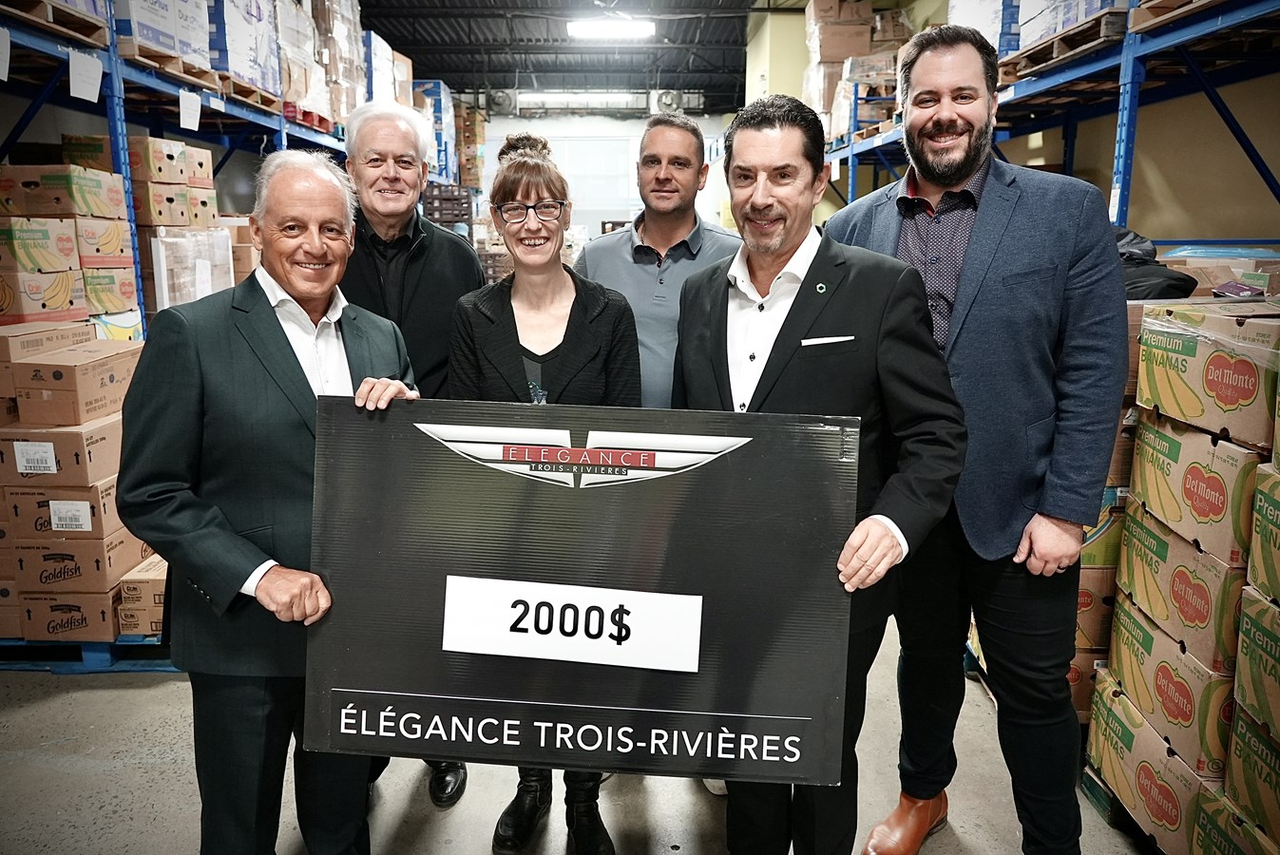 Élégance Trois-Rivières fait un don de 2 000$ à Moisson Mauricie / Centre-du-Québec