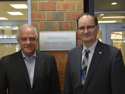 Bernard Pouliot et le recteur de l'UQAR, Jean-Pierre Ouellet.