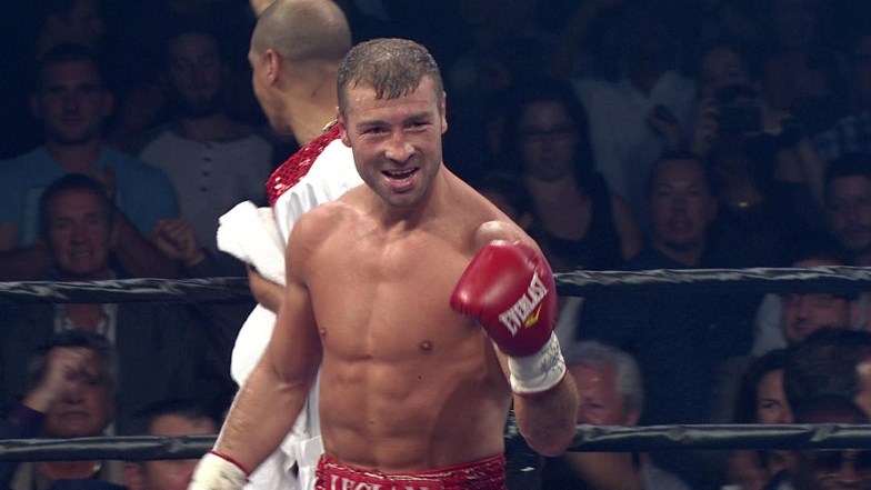 Lucian Bute n'a pas trop semblé rouillé hier soir au Centre Bell après une absence de plus d'un an et demi dans un ring.