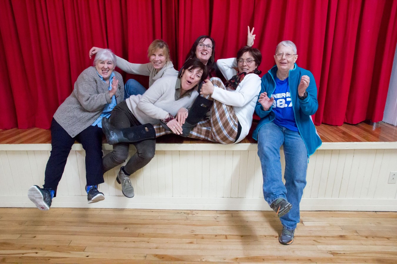 Quatre groupes de théâtre communautaire du Bas-Saint-Laurent à la Forge à Bérubé