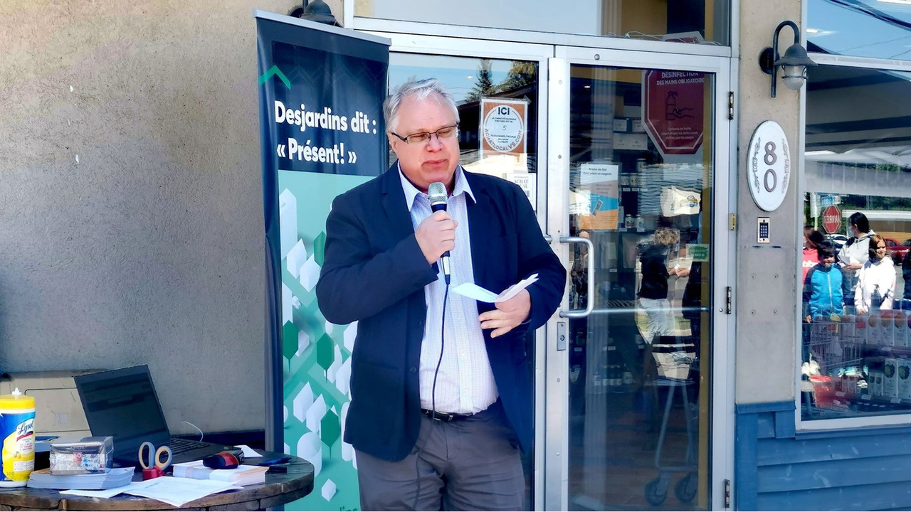 Le Marché écolocal célèbre son arrivée à Les Coteaux