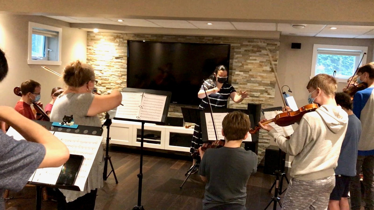 Fonder son propre orchestre pour les jeunes de la région