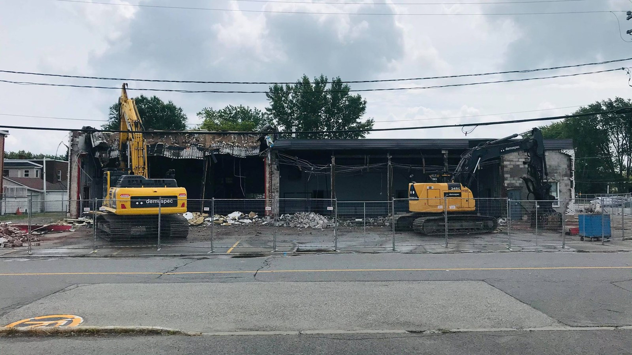 Démolition de l'ancienne caserne incendie de Vaudreuil-Dorion