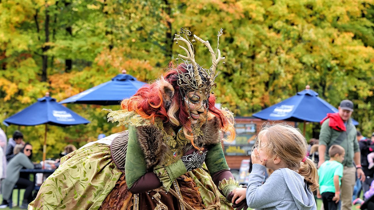 Les gens sont au rendez-vous au Festival des couleurs de Rigaud