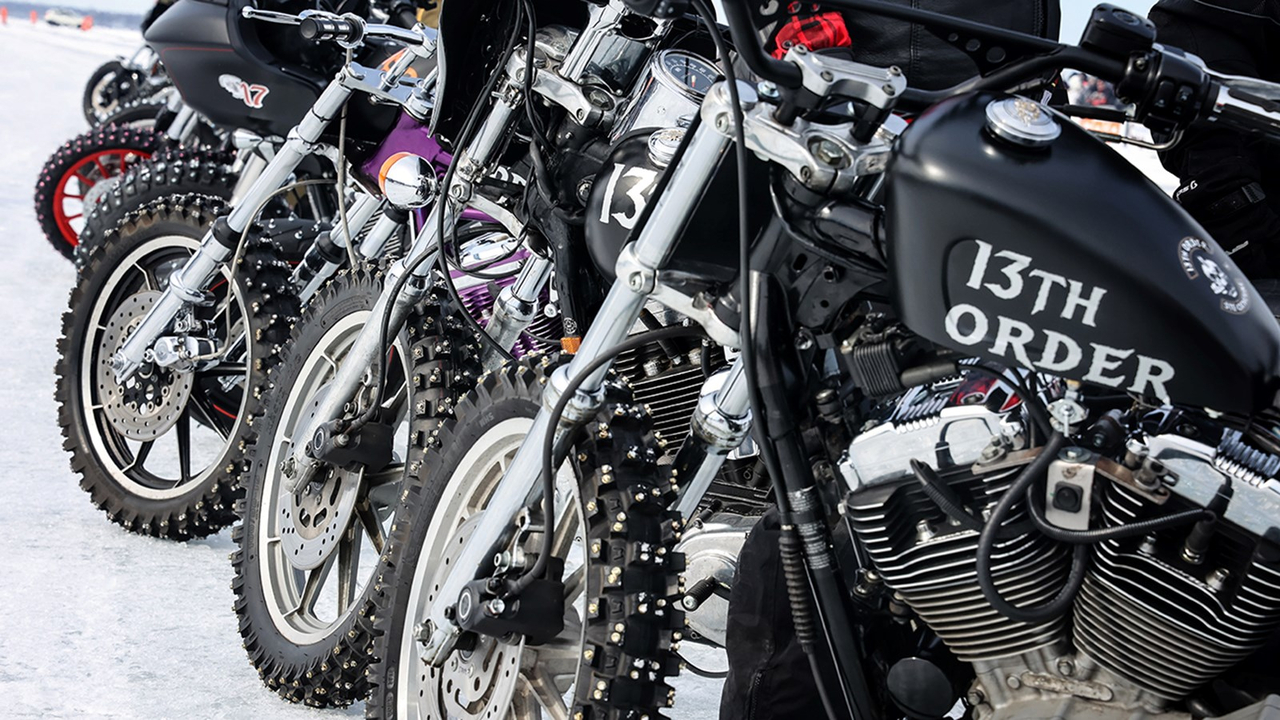 Un succès pour la 3e édition de la Harley Drag Race on Ice ce dimanche