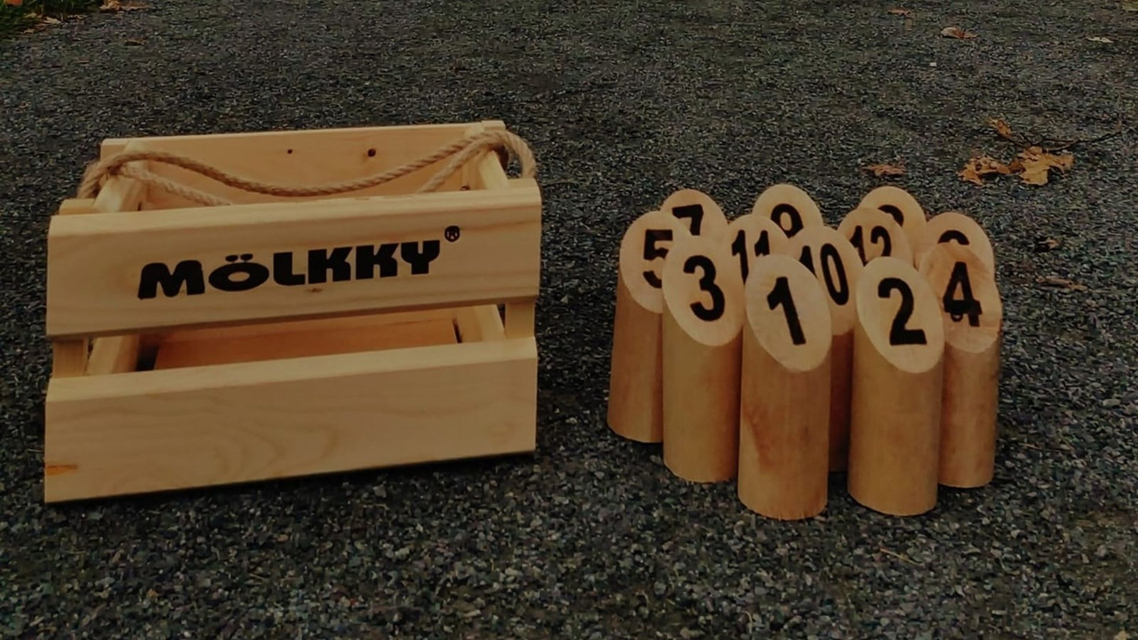 Un club de Mölkky tous les lundis à la place Sainte-Cécile