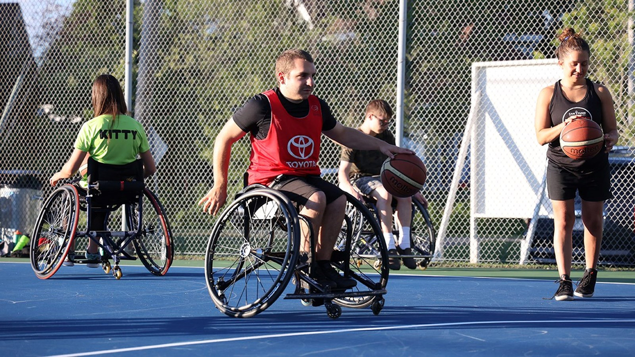 Du basketball sur roues cet été à Saint-Clet