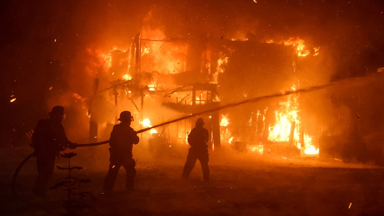 Une résidence de Rivière-Beaudette est la proie des flammes