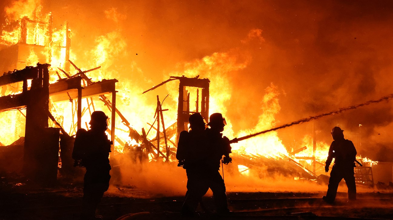 Une résidence de Rivière-Beaudette est la proie des flammes