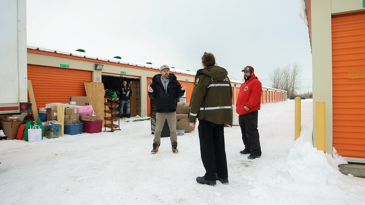Expulsés de leur logement en plein hiver