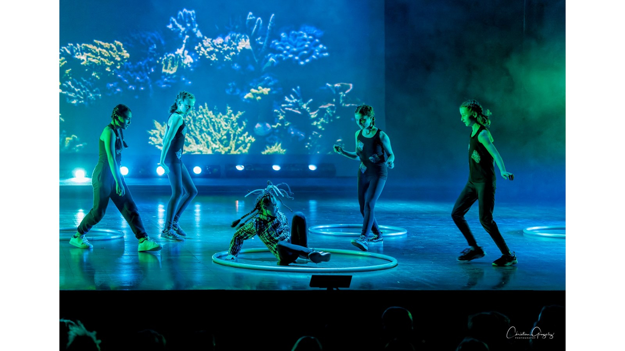 Un spectacle de cirque spatial pour les élèves de l'école Brind'Amour