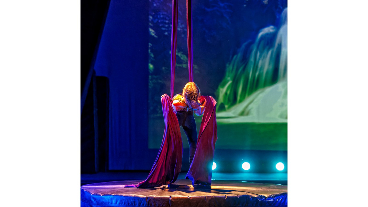 Un spectacle de cirque spatial pour les élèves de l'école Brind'Amour