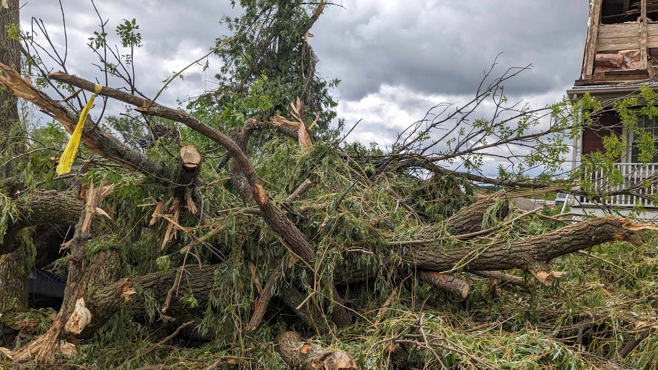 En images : un paysage désolant au lendemain de la tornade