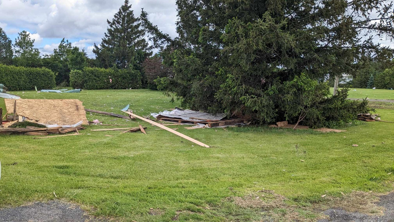 En images : un paysage désolant au lendemain de la tornade