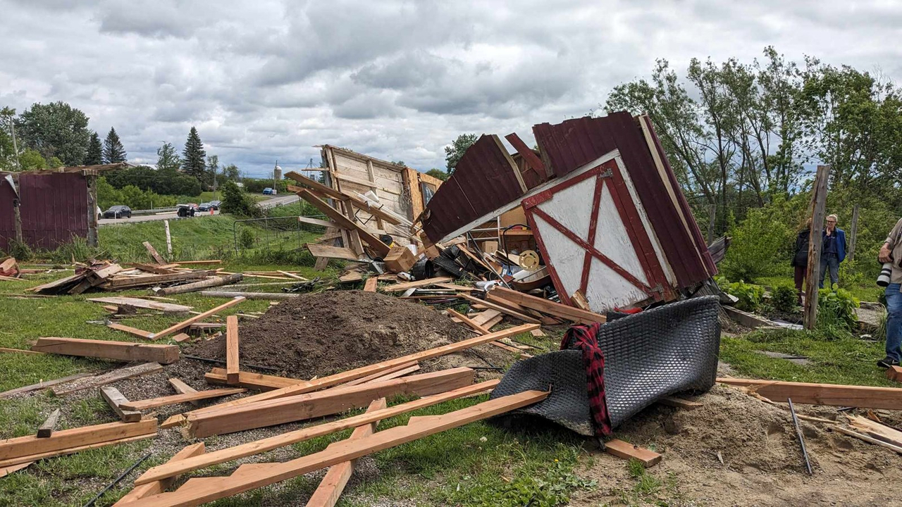 En images : un paysage désolant au lendemain de la tornade