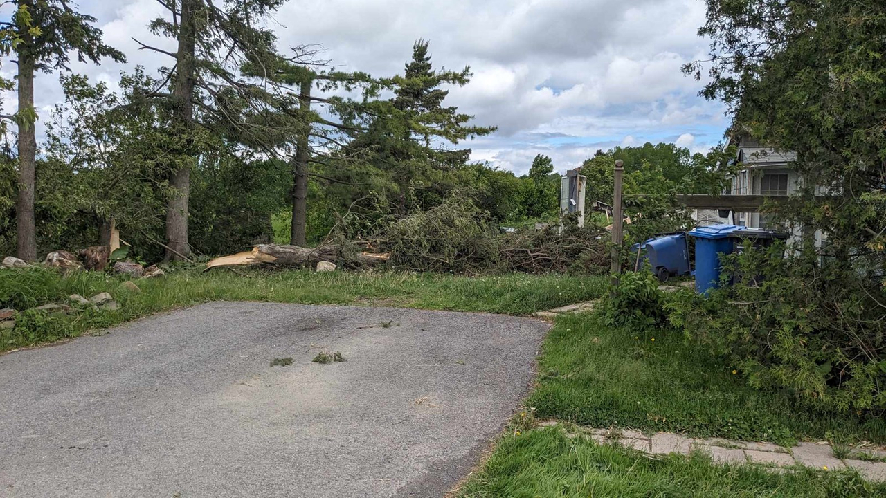 En images : un paysage désolant au lendemain de la tornade