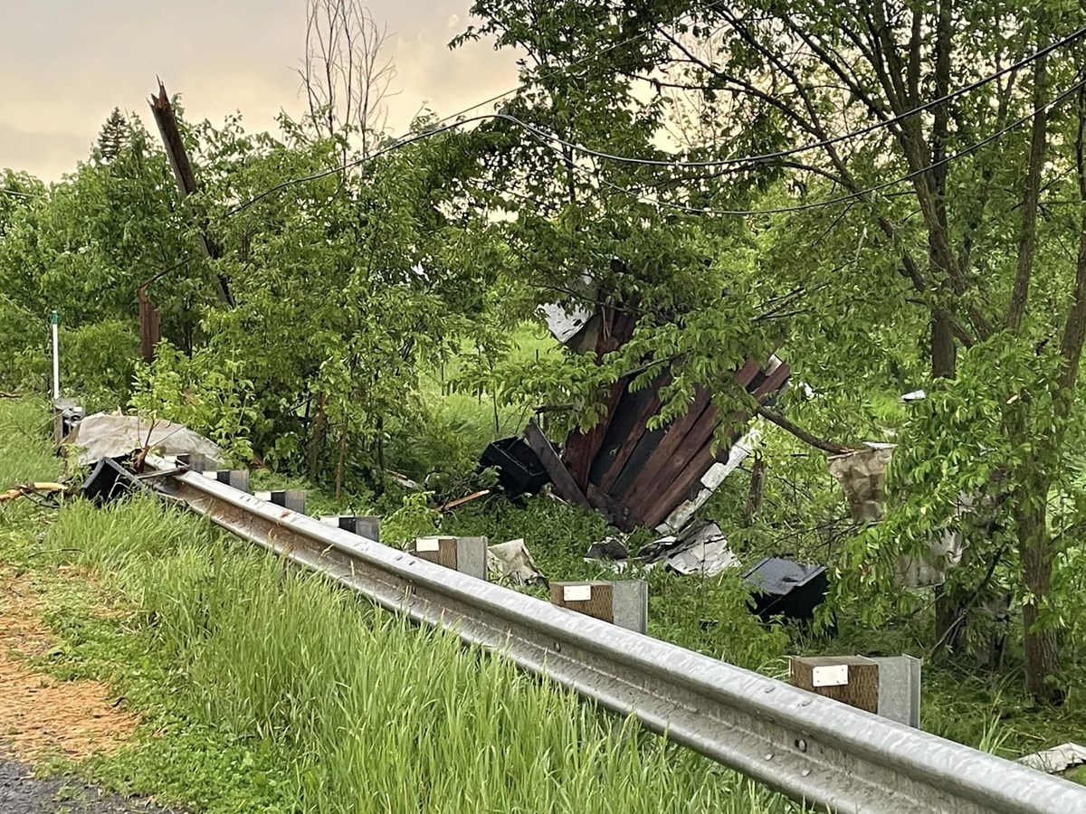 En images : un paysage désolant au lendemain de la tornade