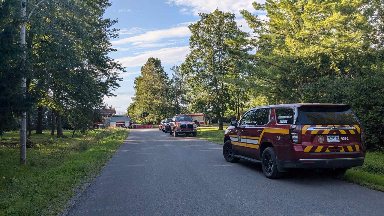 Une résidence est totalement détruite par les flammes aux Cèdres